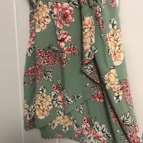 Sundress - Picture 3 of 6